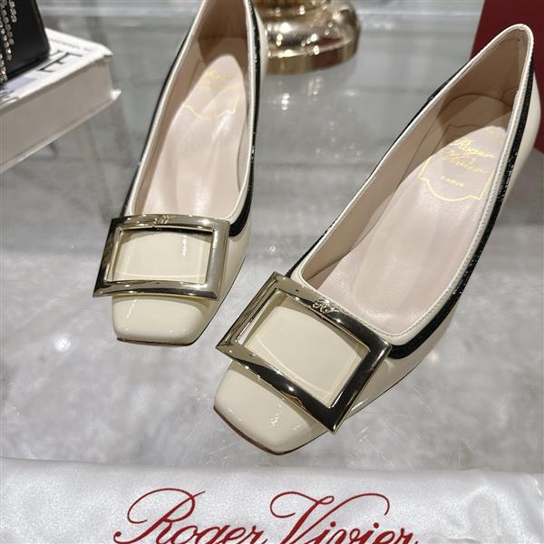 20251127173959921 270